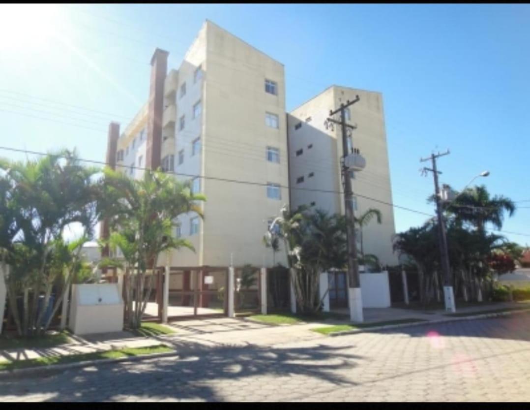 Apartamento Praia Guaratuba Eksteriør billede